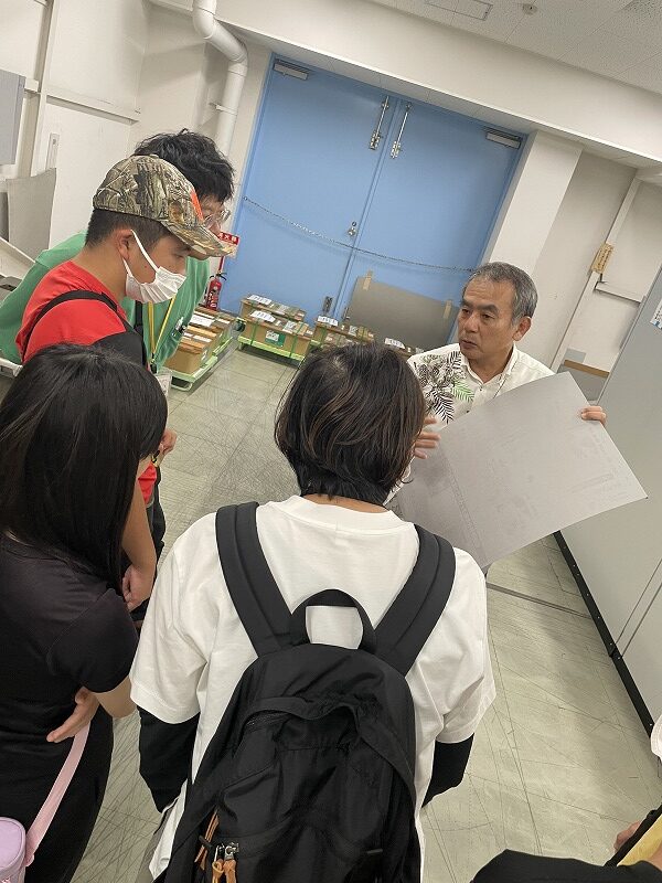 沖縄タイムス印刷センター見学