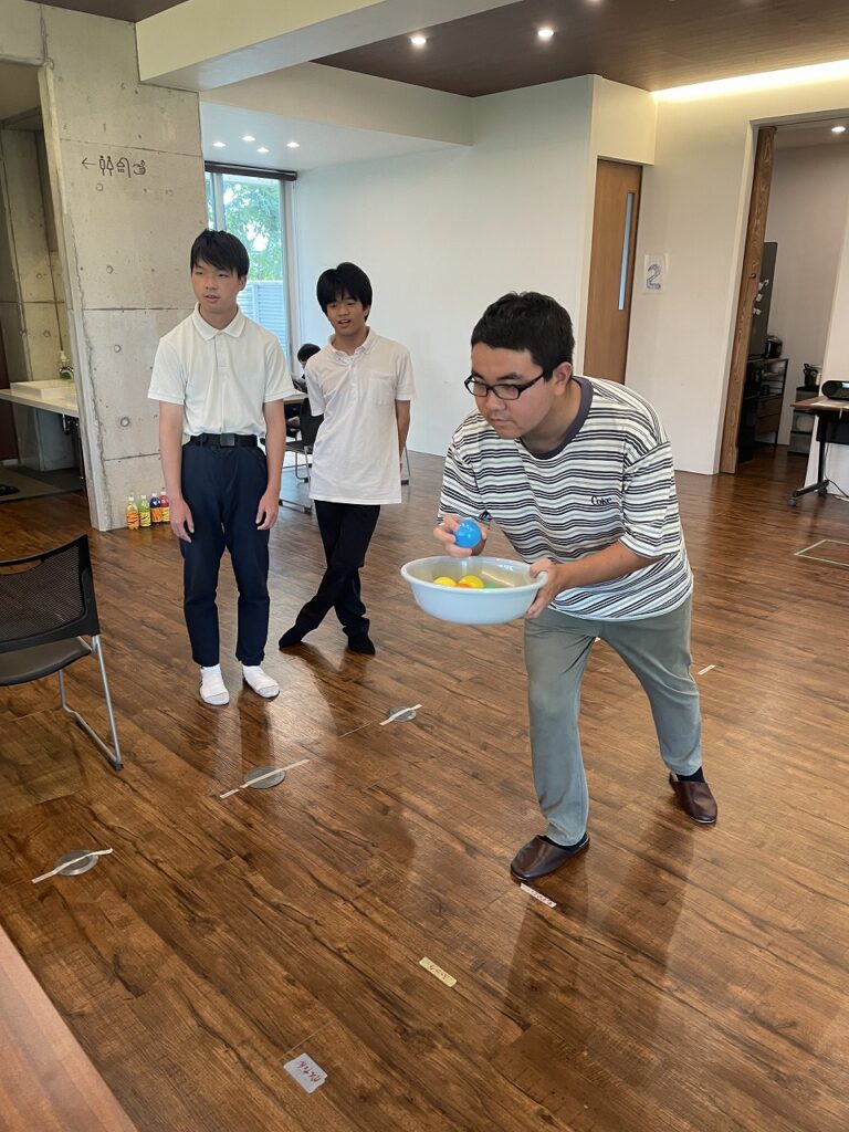 室内レク（ビアポン）